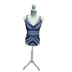WOMEN’S KONA SOL 1 PIECE SWIMSUIT•SIZE MEDIUM•MULTI COLORED FLORAL DESIG…